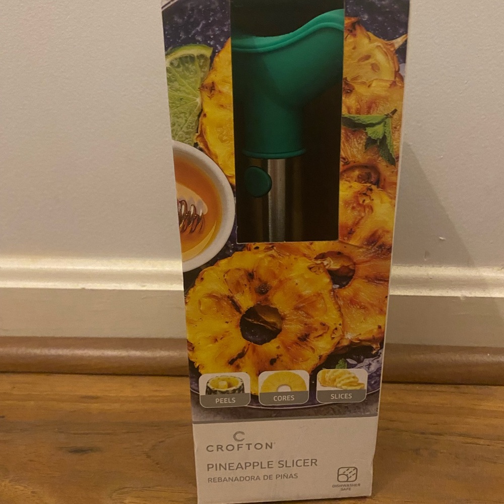 Crofton Pineapple Slicer